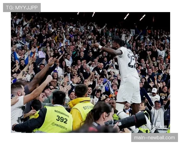 皇马3-1皇家社会，客队高位防线在最后十分钟崩盘